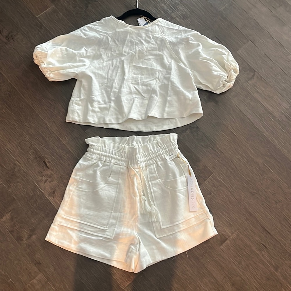 House of Harlow two piece set